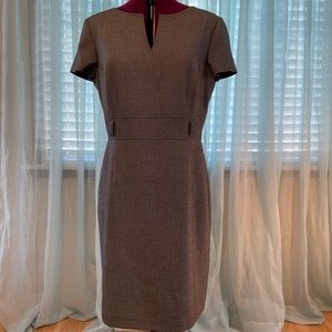 Short sleeved dress by Tahari
